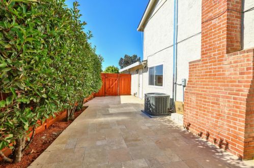 3126 Capelaw Ct, San Jose CA  95135-1101 exterior