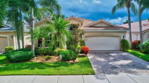 11462 Lanai Ln, Boynton Beach, FL 33437-7036