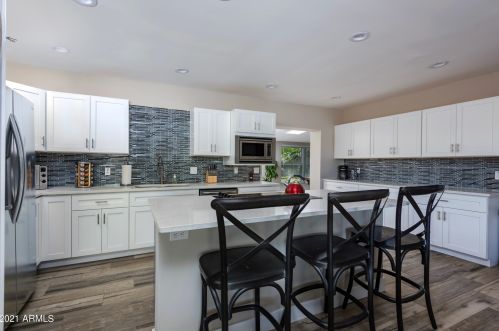 3402 35 Pl, Phoenix AZ 85032-5117 exterior