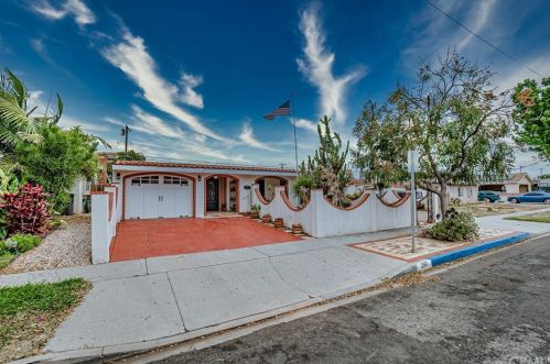 250 235th St, Long Beach, CA 90745-5217