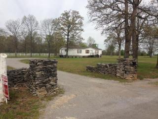 145 Card Rd, Shelbyville TN  37160-6299 exterior