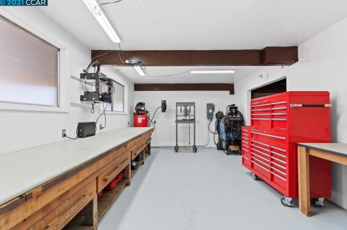 5500 Sandmound Blvd, Oakley CA  94561-5027 exterior