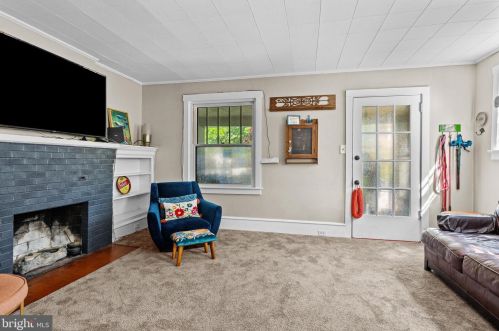 37 Hillcrest Ave, Camden NJ  08108-1318 exterior