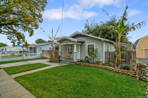 1442 9th St, Upland, CA 91786-5507