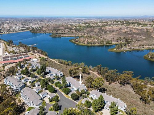 11074 Caminito Vista Pacifica, San Diego CA  92131-2398 exterior