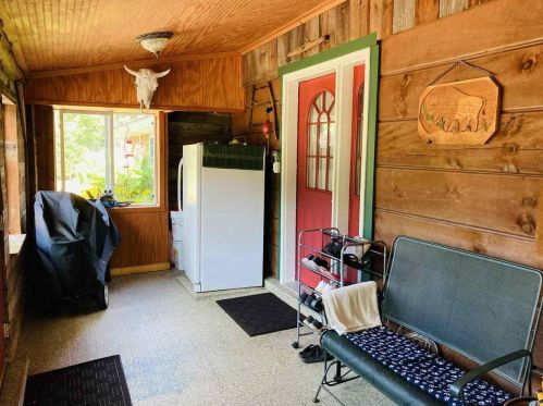 1890 Dover Dr, Friendship, WI 53934-9157