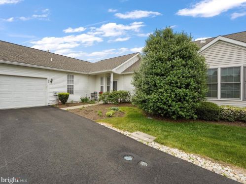152 Matthew Wood Way, Glen Mills, PA 19342-2201