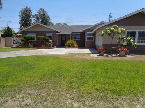 12632 Blackthorn St, Garden Grove, CA 92840-4805