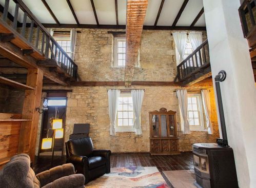 914 Bequette St, Dodgeville WI  53533-1112 exterior