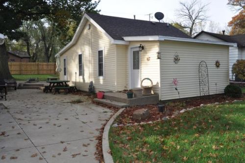 24851 Kennedy Ave, Kansasville, WI 53139-9768