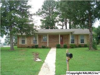 401 Bellemeade St, Decatur AL  35601-6325 exterior