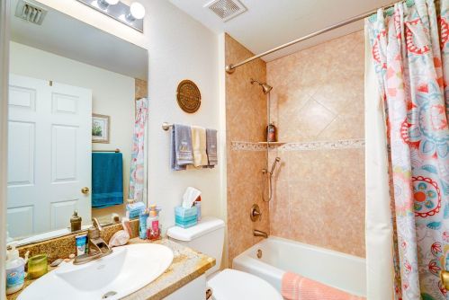 2666 10th Ave, Vero Beach FL  32960-5052 exterior