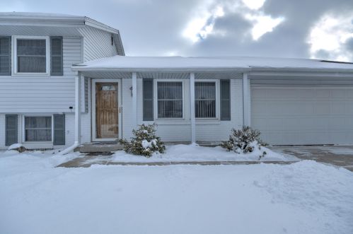 1035 Amboise Dr, Marion, OH 43302-6613