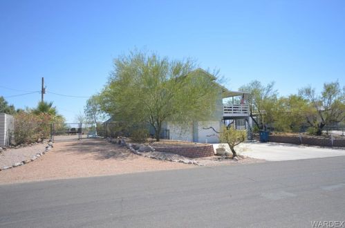 1828 Arena Dr, Bullhead City, AZ 86442-6939