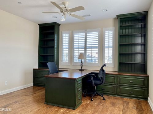 4157 Hemlock St, Oxnard CA  93035-1441 exterior