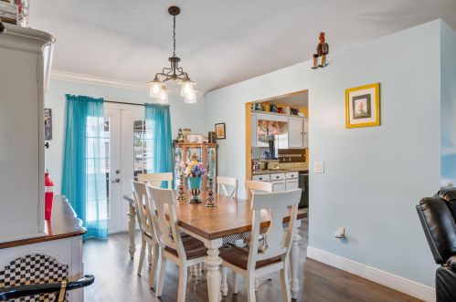 2131 Addison St, Fort Pierce FL 34984-4708 exterior