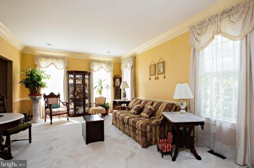 7 Mckinley Ave, Blenheim NJ  08012-5355 exterior