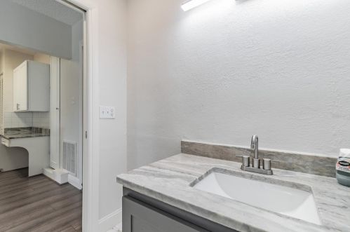 21637 Southwood Dr, Lutz FL  33549-4127 exterior