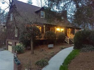 3004 Horse Creek Ct, Kernersville, NC 27284-7652