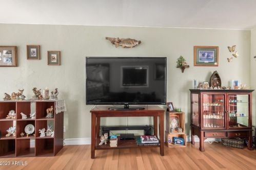 4722 Wahalla Ln, Glendale AZ 85308-7081 exterior