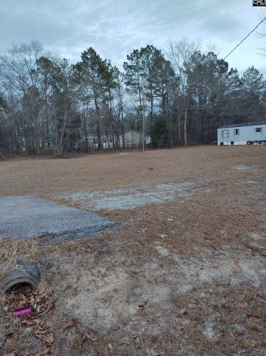 2584 Porter Rd, Cassatt, SC 29032-9282