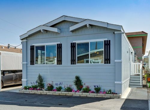 15141 Beach Blvd, Midway City, CA 92655-1400