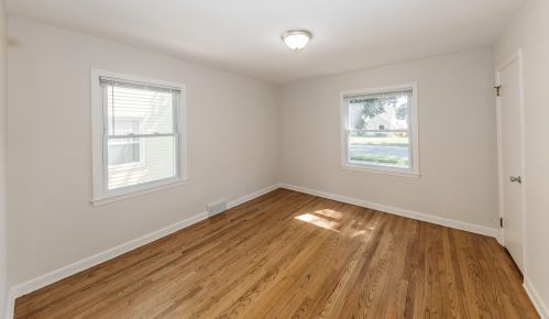 3249 91, Milwaukee WI 53227-4406 exterior