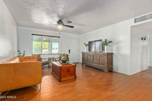 5630 30 Dr, Phoenix AZ 85017-4101 exterior