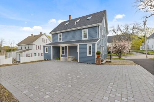 29 Grove St, Quincy, MA 02169-1124