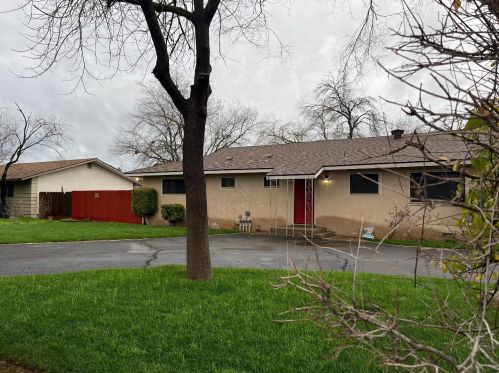 4777 Austin Way, Fresno, CA 93726-2928
