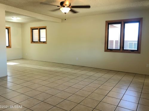 2309 Avenida El Capitan, Tucson AZ  85705-5738 exterior