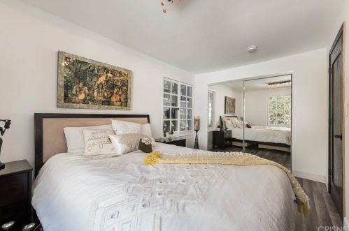 14639 Albers St, Van Nuys CA 91411-3713 exterior