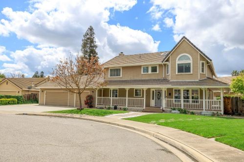 1925 Foxtail Ct, Turlock, CA 95382-2890