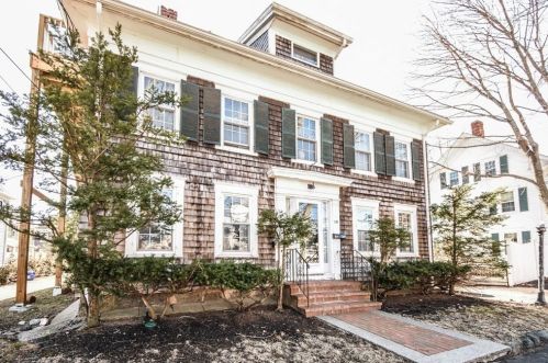 19 School St, Danvers, MA 01923-2915