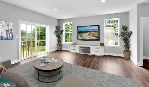 706 Hornblende Ave, Kennett Sq PA  19348-3614 exterior