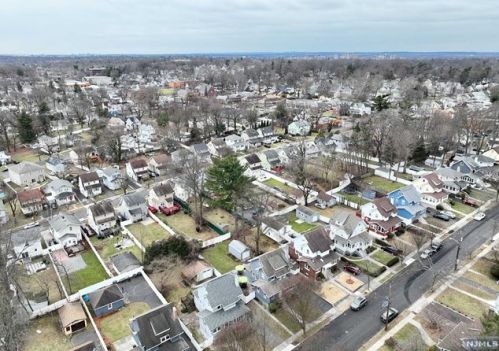 60 Garden St, Teaneck NJ  07666-5919 exterior