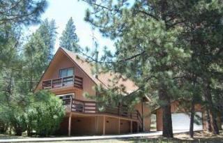 19766 Cottonwood St, Groveland, CA 95321-9518