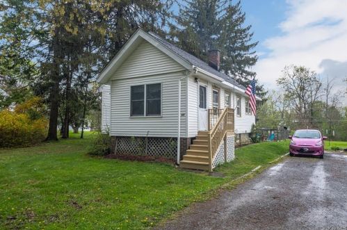 64 Euclid Ave, Middletown, NY 10940-6824