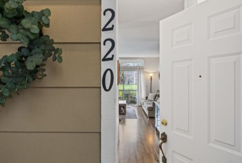 220 Amesport Lndg, Princeton By The Sea CA  94019-1969 exterior