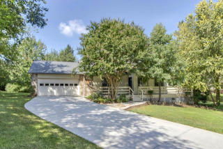 309 Cheestana Way, Loudon, TN 37774-2530
