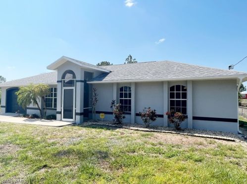 2605 36th St, Lehigh Acres, FL 33976-4536