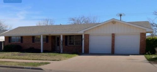 3221 Dengar Ave, Midland, TX 79705-6216
