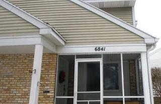 6841 Park Ridge Dr, Madison, WI 53719-2221
