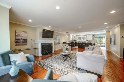 1582 Hudson St, Redwood City, CA 94061-2989
