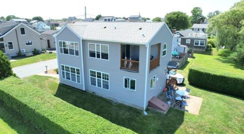 1 Elizabeth Rd, South Kingstown, RI 02882-5201