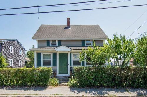 175 Market St, Warren, RI 02885-2625