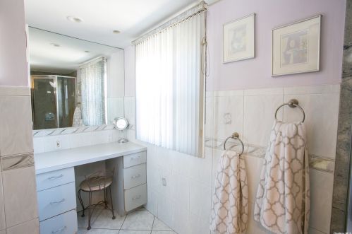 135 Renison Dr, Westbury NY  11590-1036 exterior