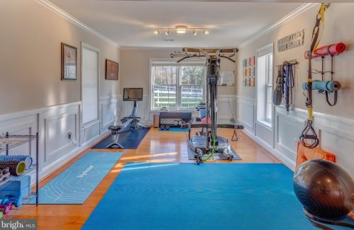 18292 St Georges Ct, Leesburg VA  20176-7421 exterior