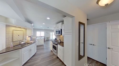 6912 San Bernardo Cir, Buena Park, CA 90620-3712