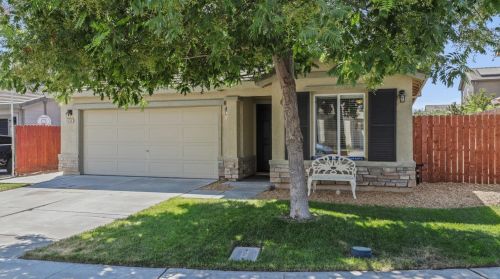5309 Benjamin Ct, Riverbank, CA 95367-9469